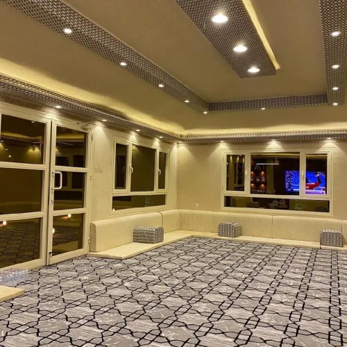 بيوت شعر ملكية من الداخل – القرني حداد 2000