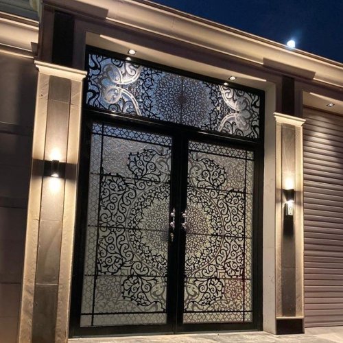 بوابات حديدية للمنازل والفلل مقاومة للطقس والصدأ – القرني حداد 2000