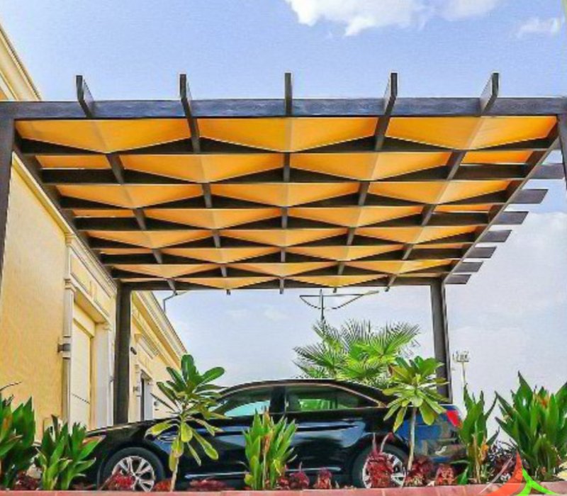 مظلات PVC مقاومة للحرارة والأمطار للمواقف – القرني حداد 2000