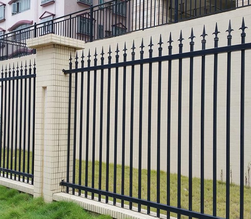 سواتر حديد بأسلوب عصري وجمالي – القرني حداد 2000