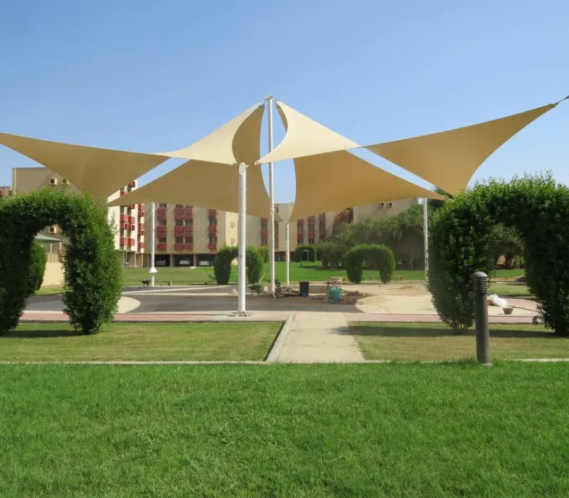 تركيب مظلات شد إنشائي للحدائق – القرني حداد 2000